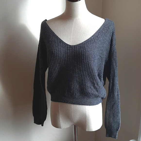 Dynamite Cropped Sweater. - Picture 1 of 6
